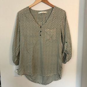 Like new silky drape cream blouse